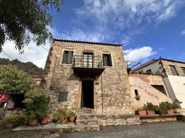 Traditional stone house in Lakonia - Nomia, Lakonia, Peloponnese