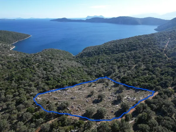 Amazing plot in Meganisi - Meganisi, Ionian Islands