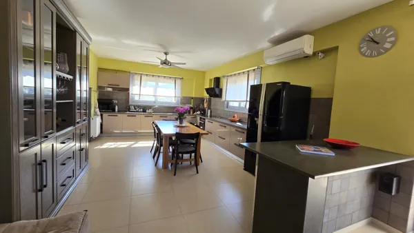 Villa with lake and sea views - Limni Vouliagmenis, Korinthia, Peloponnese