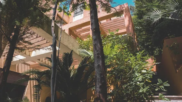 Residence in the affluent suburb of Dionysos - Dionysos, Athens, Attica