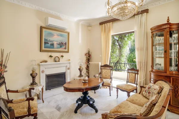 Classic Style Furnished Apartment - Palaio Psychico , Athens, Attica