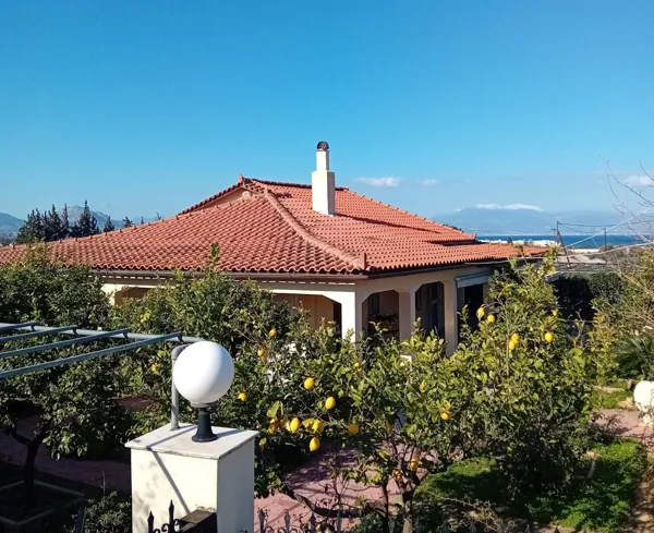 Beautiful house in Loutraki with mountain and sea view - Loutraki, Korinthia, Peloponnese