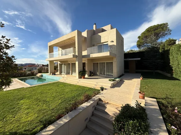 High quality villa on the outskirts of the city - Penteli, Athens, Attica