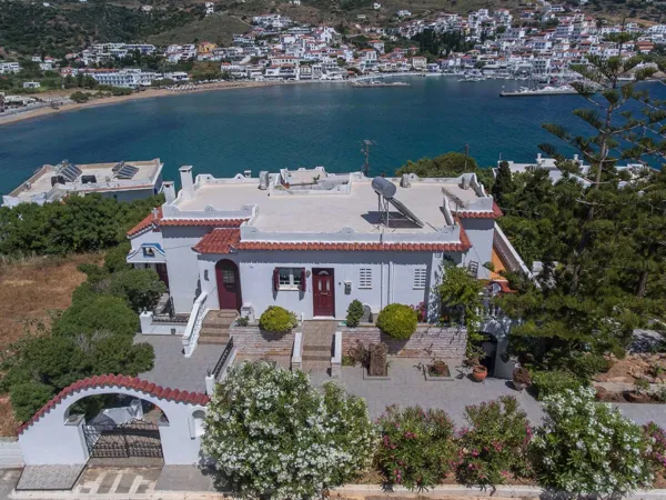 Traditional house with panoramic sea views over Batsi bay - Batsi, Andros, Cyclades Islands