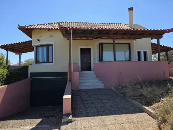 Three levels country house with sea views in Vochaiko - Vrachati, Korinthia, Peloponnese