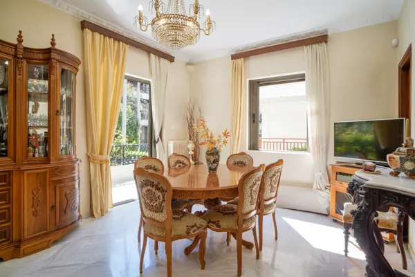 Classic Style Furnished Apartment - Palaio Psychico , Athens, Attica