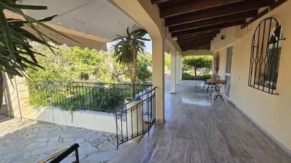 Beautiful house in Loutraki with mountain and sea view - Loutraki, Korinthia, Peloponnese