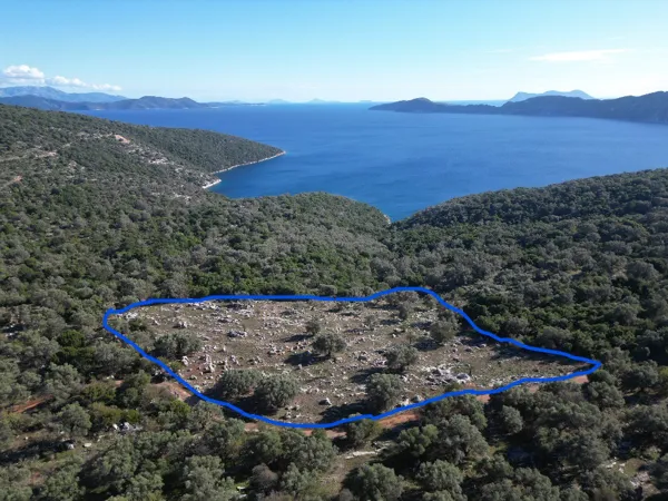 Amazing plot in Meganisi - Meganisi, Ionian Islands