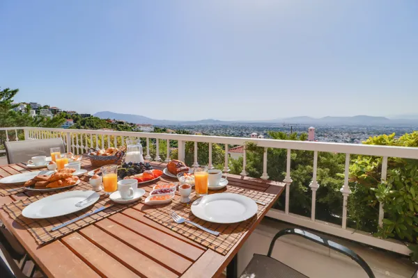 Spectacular City Views Villa - Nea Erythraia, Athens, Attica
