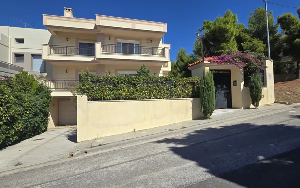 Comfortable and deluxe living in a beautiful modern home - Dioni, Attica