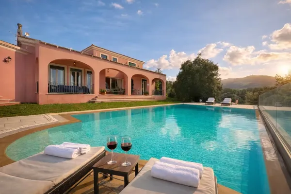 Stunning exclusive villa set in a peaceful location - Perama, Corfu, Ionian Islands