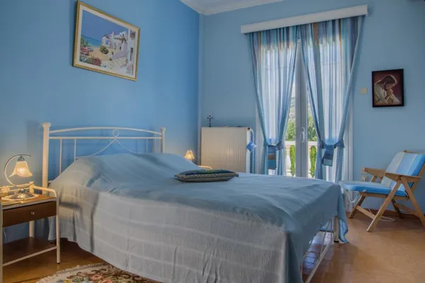 Traditional house with panoramic sea views over Batsi bay - Batsi, Andros, Cyclades Islands