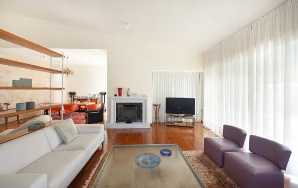 Contemporary Elegance: A Gated Villa Retreat in Thessaloniki - Thermi, Thessaloniki
