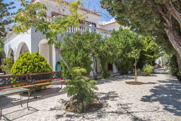 Traditional house with panoramic sea views over Batsi bay - Batsi, Andros, Cyclades Islands