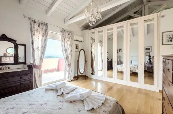 Stunning exclusive villa set in a peaceful location - Perama, Corfu, Ionian Islands