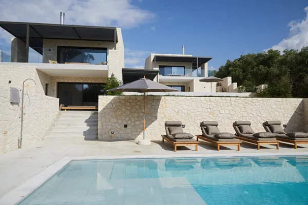 Dream holidays property, with investment interest - Perithia, Corfu, Ionian Islands