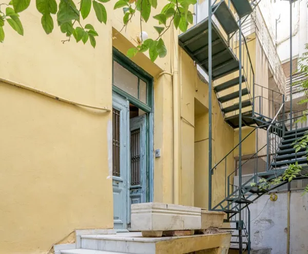Unique neoclassical building in the heart of Athens - Athens, Athens, Attica
