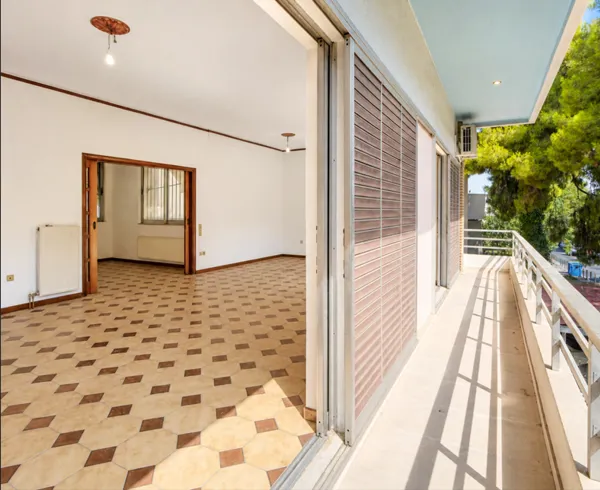Stylish Renovated 2nd Floor Apartment in Agia Paraskevi  - Aghia Paraskevi, Athens, Attica