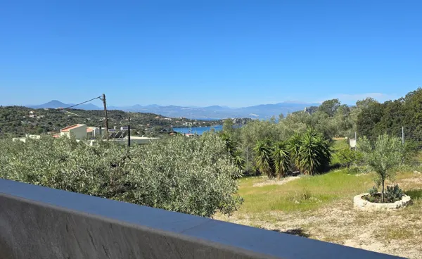Villa with lake and sea views - Limni Vouliagmenis, Korinthia, Peloponnese