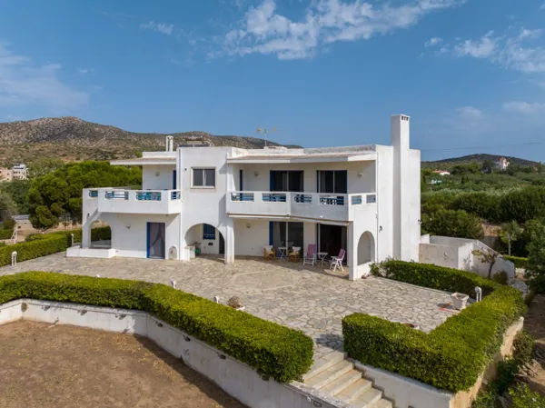 A villa combining comfort and excellent location - Sounio, Attica