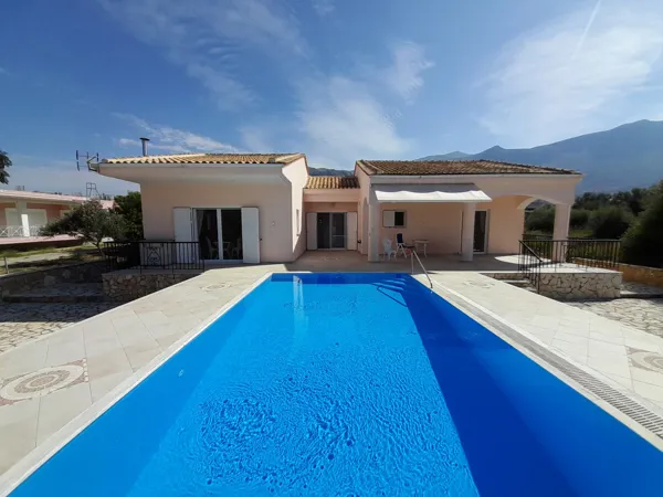 Villa on the seashore with panoramic sea views - Palairos, Etoloakarnania, West Greece