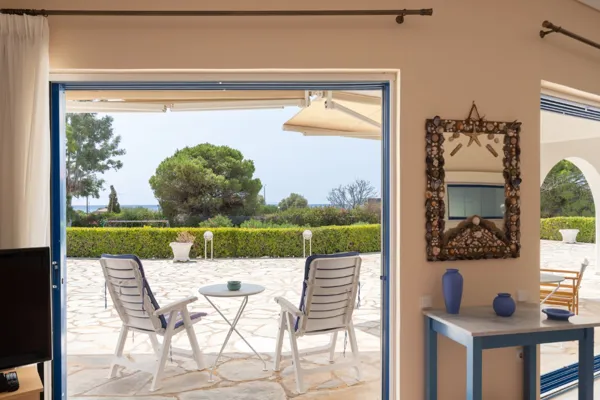 A villa combining comfort and excellent location - Sounio, Attica