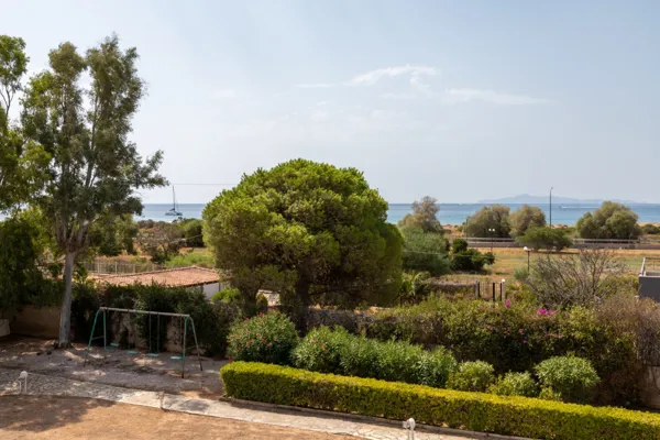 A villa combining comfort and excellent location - Sounio, Attica