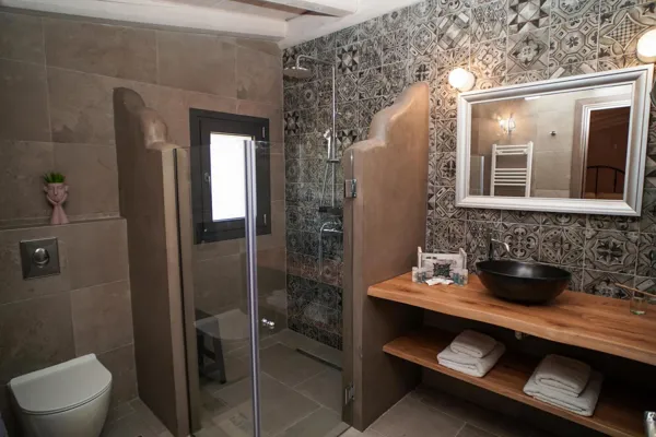Beautiful, newly-built villa - Gastouri, Corfu, Ionian Islands