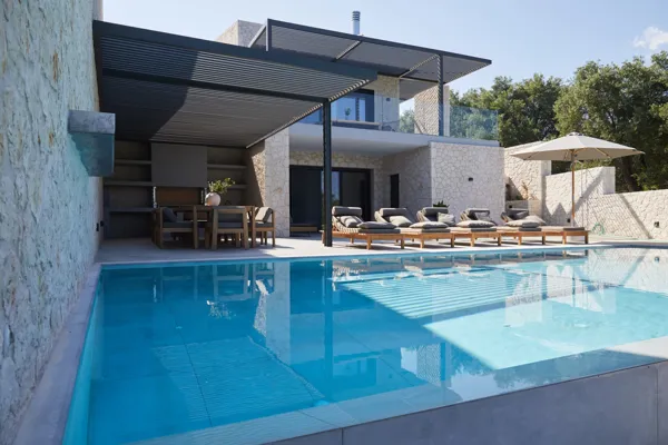 Dream holidays property, with investment interest - Perithia, Corfu, Ionian Islands