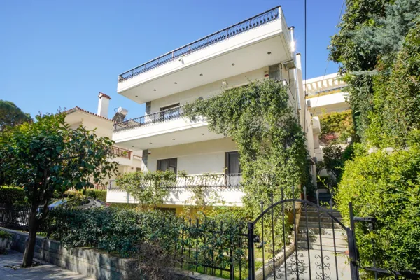 Classic Style Furnished Apartment - Palaio Psychico , Athens, Attica