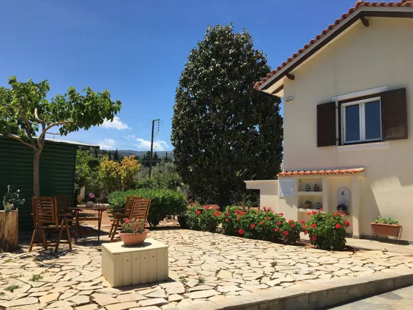 Maisonette with panoramic sea views in Melissi - Kiato, Korinthia, Peloponnese