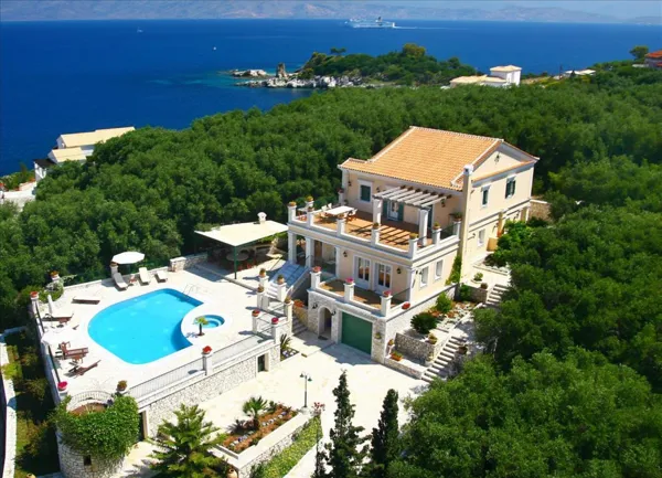 Villa in dominant position, with stunning views  - Kassiopi, Corfu, Ionian Islands