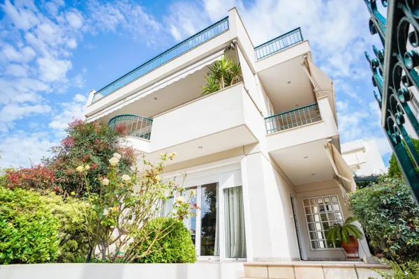 A sanctuary of comfort and style in the beautiful area of Chalandri - CHALANDRI, Athens, Attica