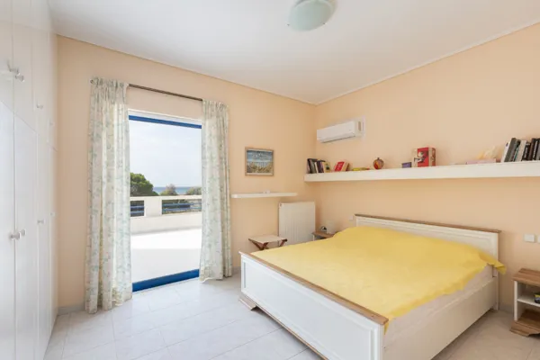 A villa combining comfort and excellent location - Sounio, Attica