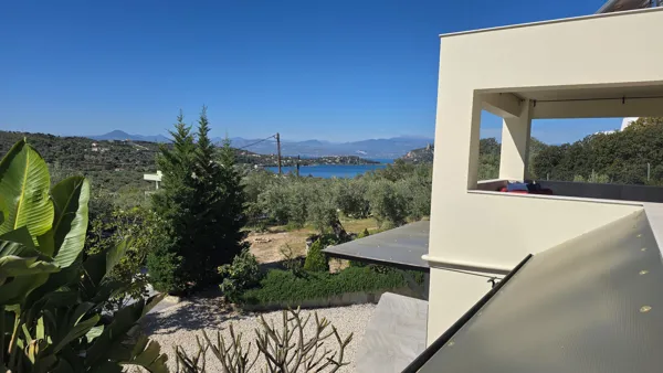 Villa with lake and sea views - Limni Vouliagmenis, Korinthia, Peloponnese