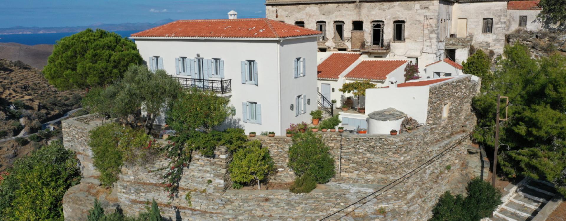 A one-of-a-kind traditional offering with unique views