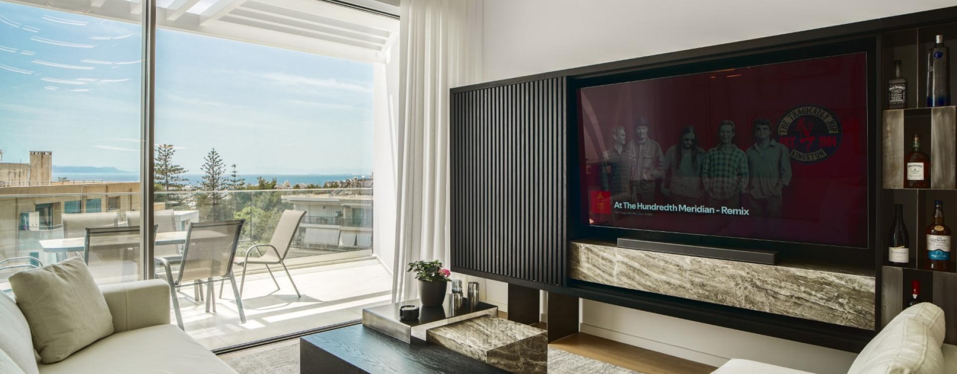 Prime Athens Riviera Property 