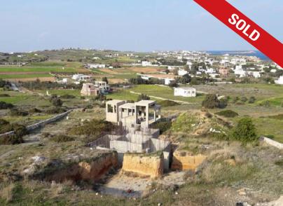 Detached houses in Ampelas, Paros