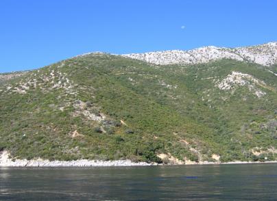 Large land plot with great views and privacy