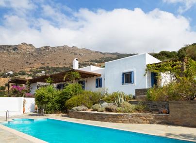 Traditional house with panoramic sea views in Andros