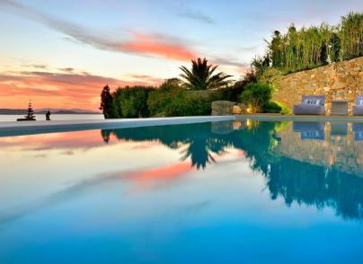 Villa with amazing sunset views 