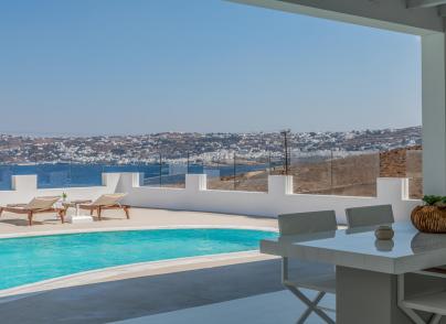 Villa with panoramic views of Mykonos town
