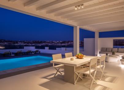 Villa with beautiful sea and Mykonos town views