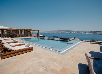 Villa with panoramic sea and Mykonos town views