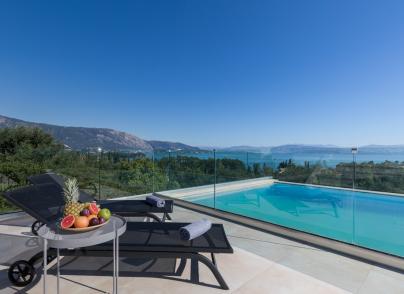 Villa close to Corfu town with amazing views 