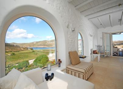 A villa so close to the beach!