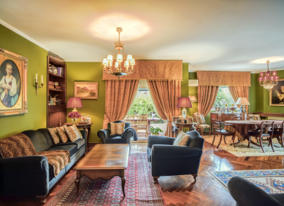 Stylish maisonette 