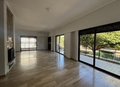 Renovated Classic Apartment in Glyfada