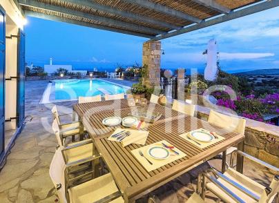 Villa with Private Pool in Aspro Chorio, Paros