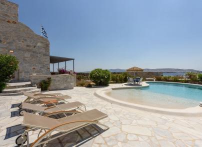 Luxury villa just steps from the beach   